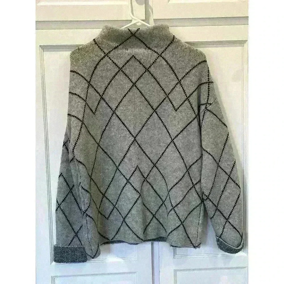 Christian Siriano Black Gray Sweater Medium Soft Mock neck Marino Wool Blend - Picture 2 of 4